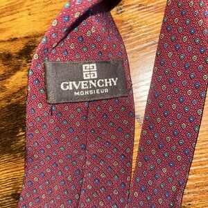 Givenchy tie maroon